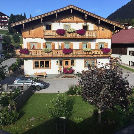 Haus Amann Apartment Berwang Bagian luar foto