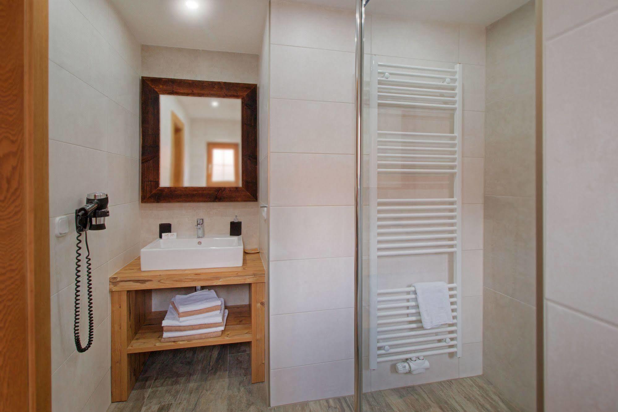 Haus Amann Apartment Berwang Bagian luar foto